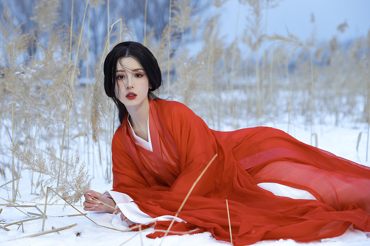 明星想紅很容易，不抓緊提升只會自毀前程。