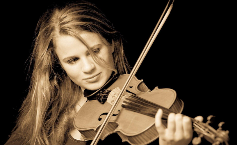 小提琴的演奏技巧：拉弓與指法的藝術奧妙