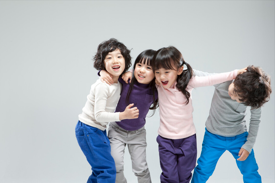 心疼！孩子在外社交受挫折，父母如何正確助攻？
