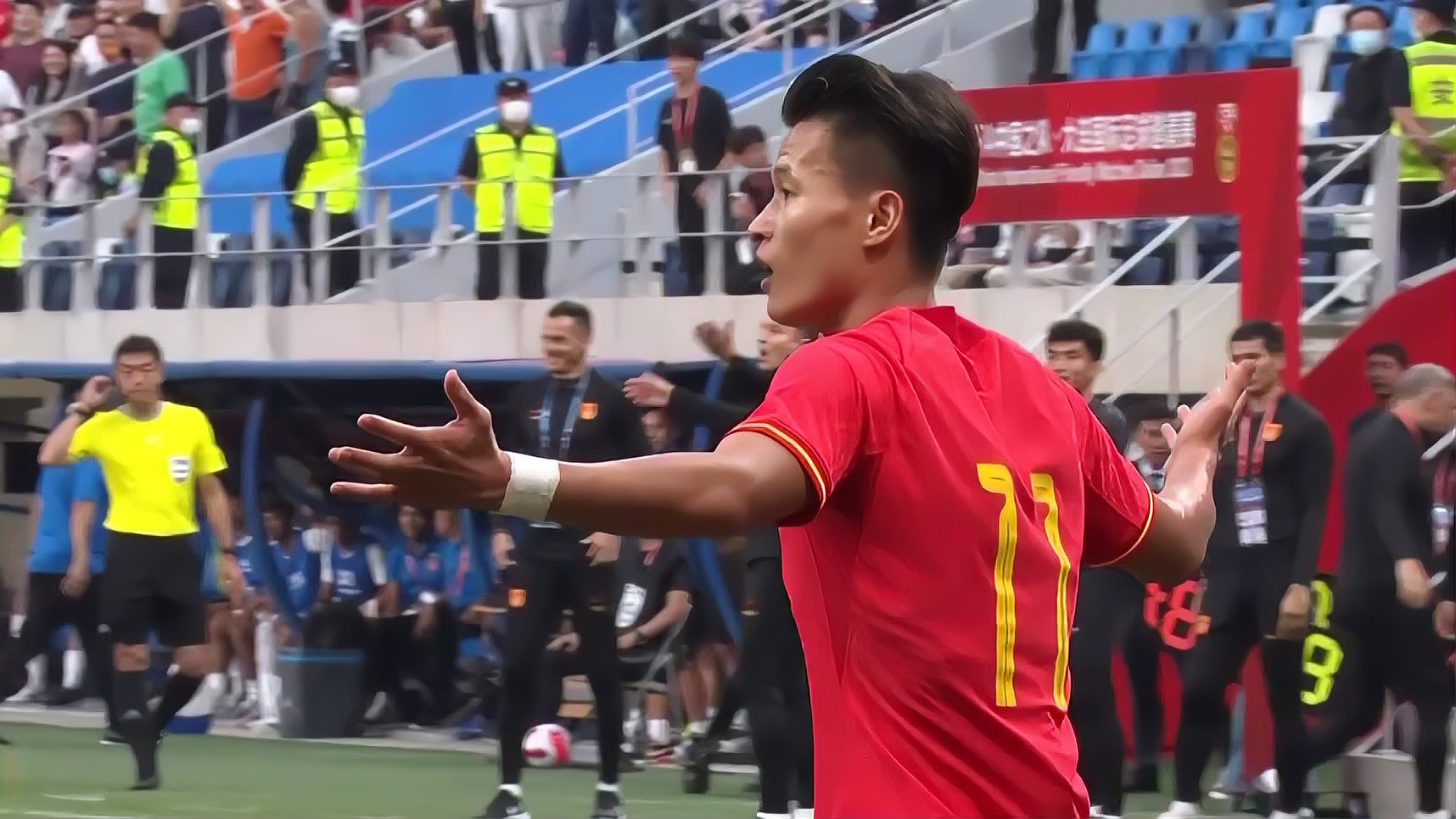 中國男足1:2輸了！38年來首負中國香港！