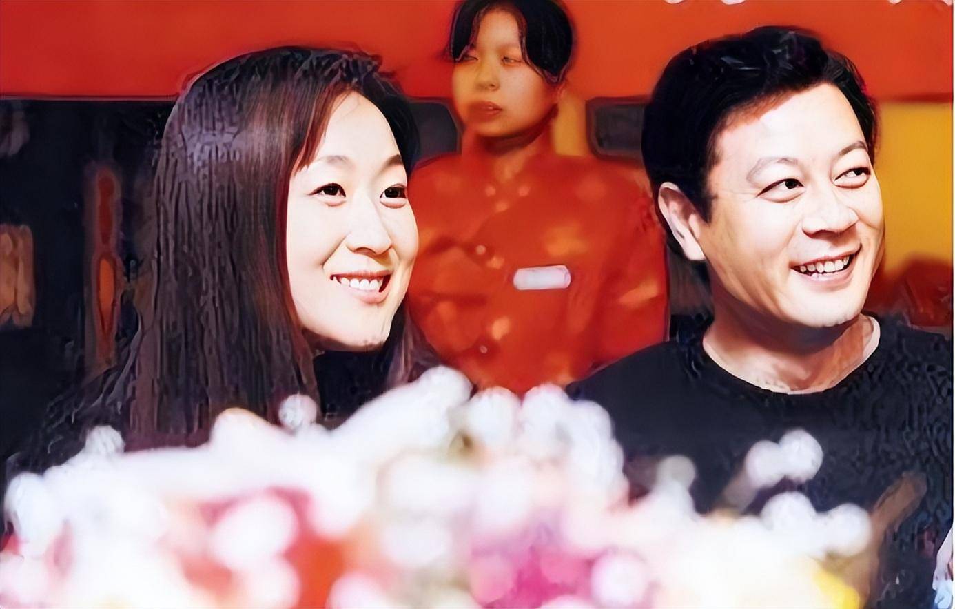 陳瑾跟巫剛澳洲旅行，神似優雅阿姨和白髮蒼蒼老爺爺！