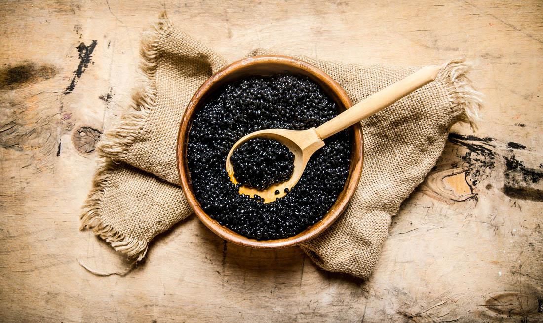 全球最昂贵的9种顶级食材，食材中的劳斯莱斯。