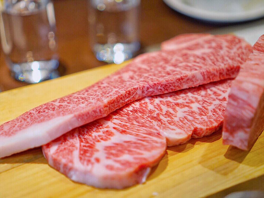 全球最昂贵的9种顶级食材，食材中的劳斯莱斯。