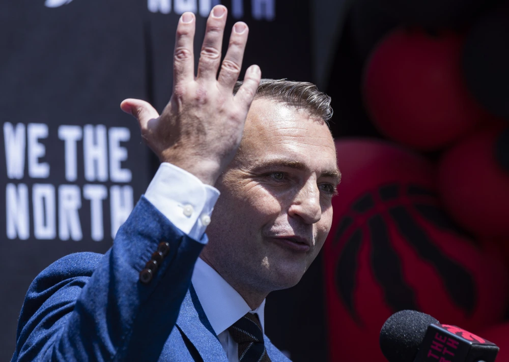飆罵裁判和NBA聯盟可恥，暴龍主帥拉賈科維奇完蛋了