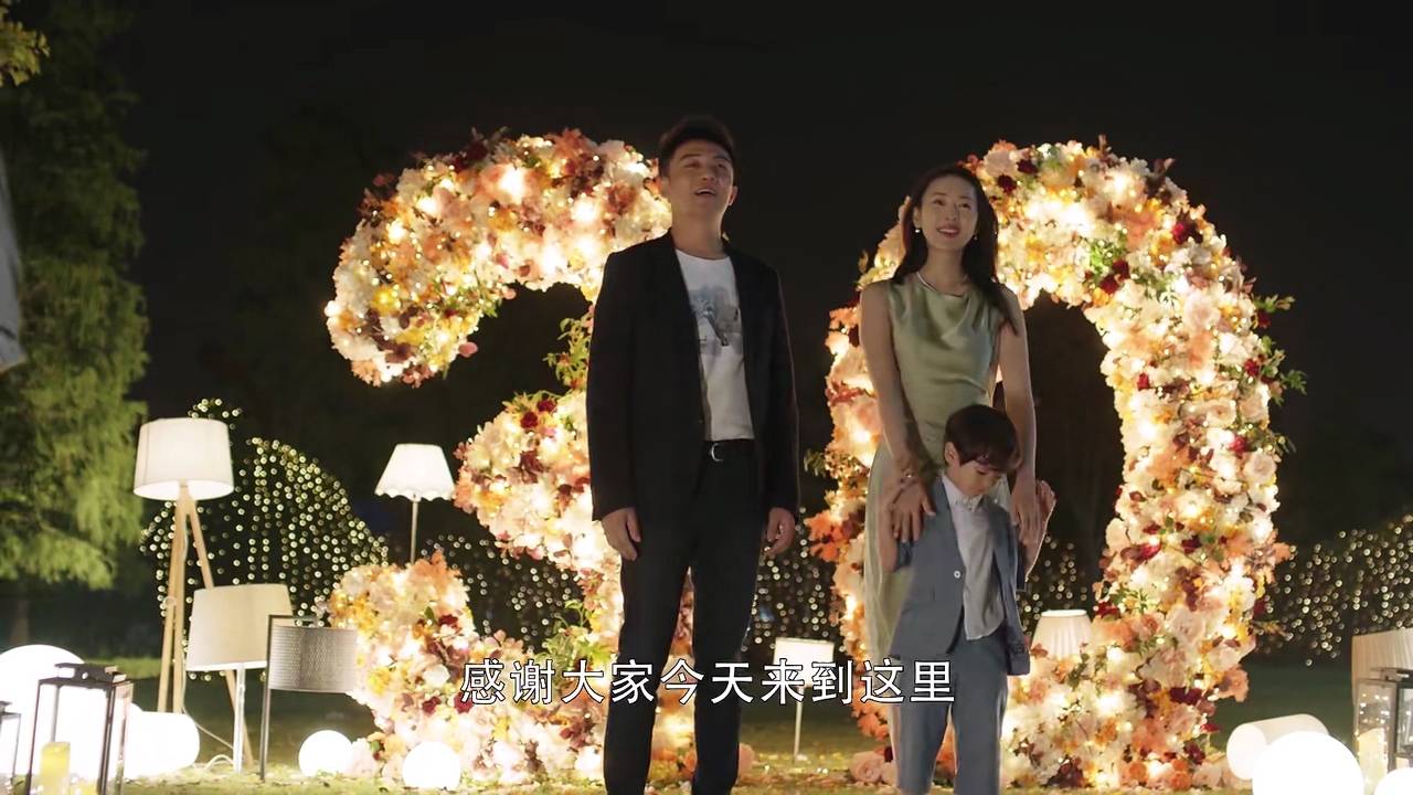 《三十而已》:顧佳「道德綁架」許幻山,他們原本就不是一路人。