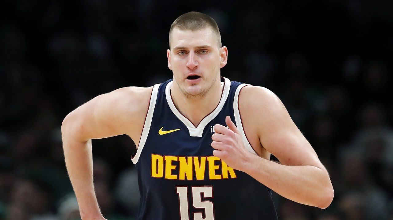 西區排名又亂了：金塊創NBA奇蹟，太陽雙喜臨門，火箭逼近湖人