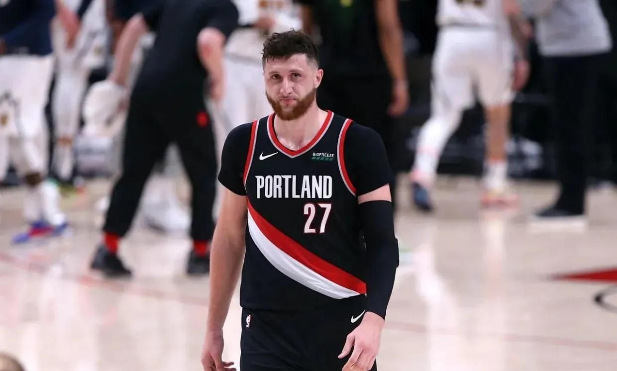西區排名又亂了：金塊創NBA奇蹟，太陽雙喜臨門，火箭逼近湖人