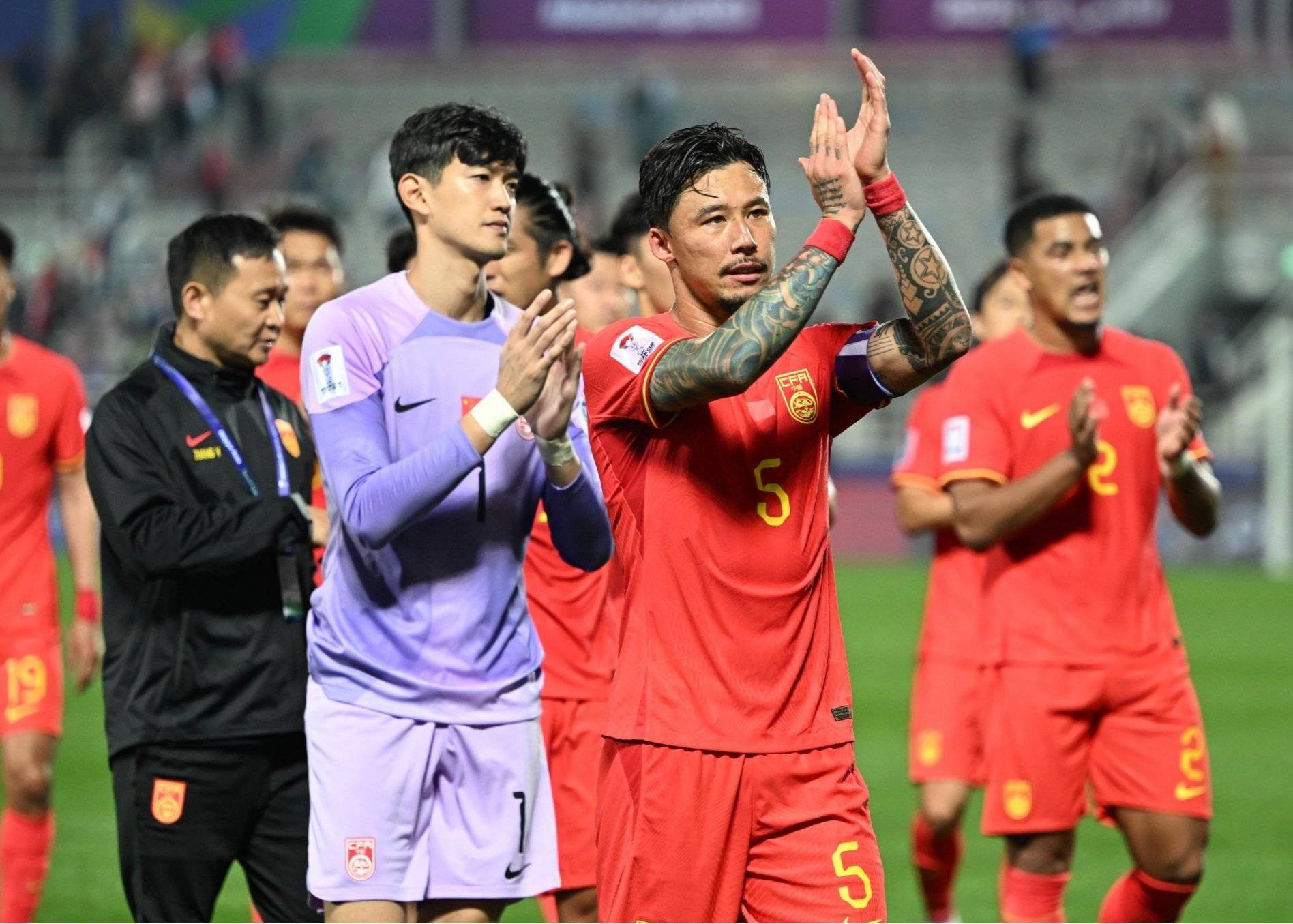 中國vs卡達之戰:失敗的結果令無數球迷失望!