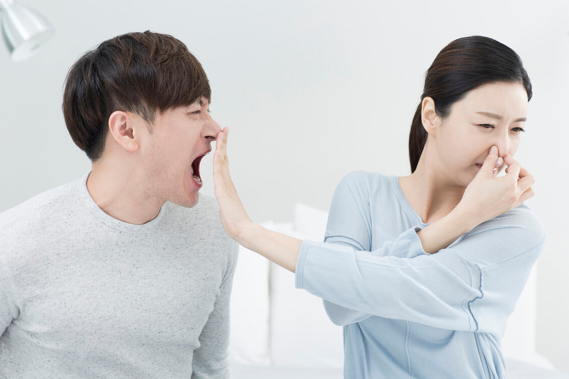 口臭或是疾病的信號？要注意是否存在健康問題。