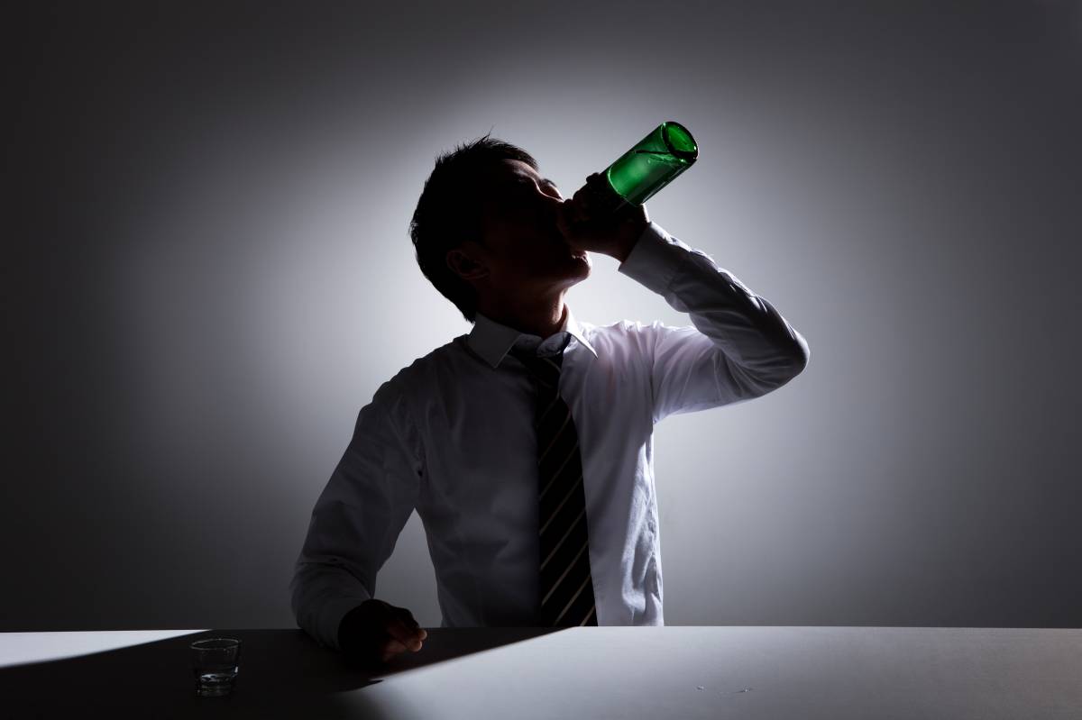 經常喝酒的人注意：飲酒會增加患61種疾病的風險。