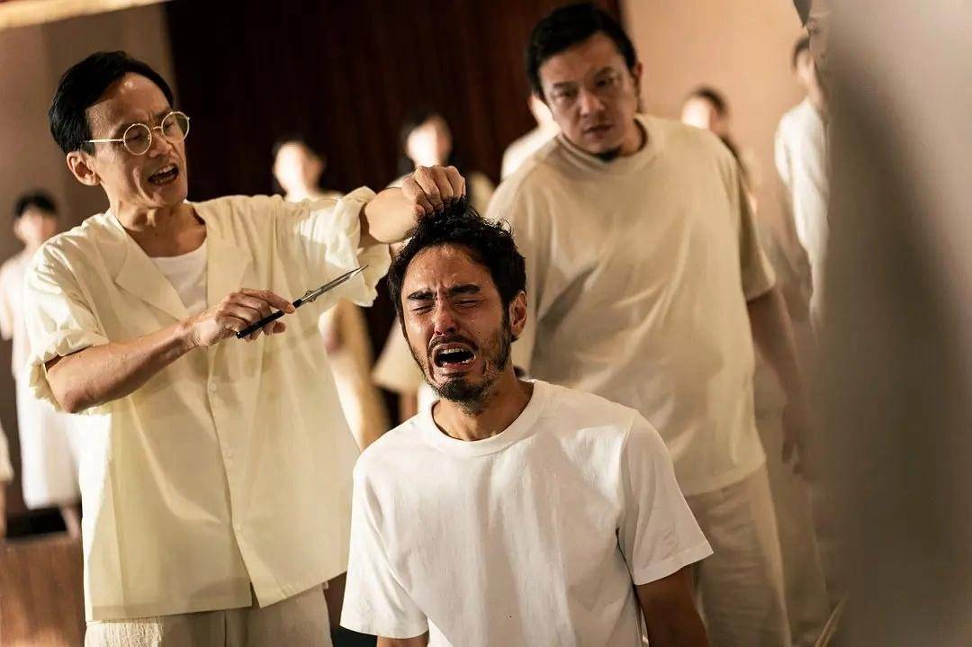 臨死前的最後一槍你會舉向誰？